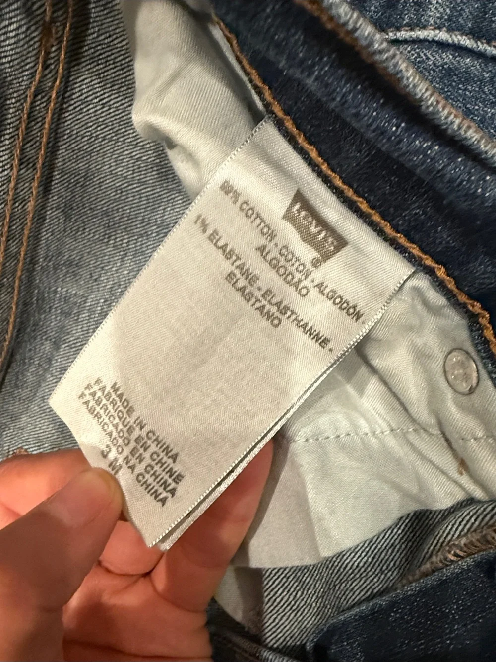 Levi's Women's Skinny Jeans in Faded Blue Wash